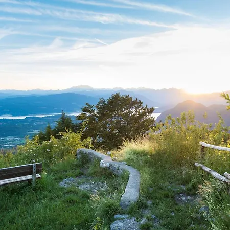 Giulietta Private Pool - Happy Gemonio