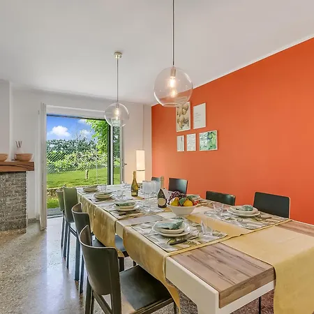 Giulietta: Private Pool & Garden Near Maggiore Villa Gemonio