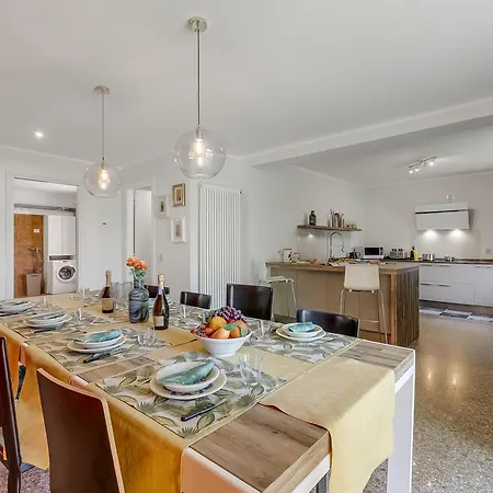 Villa Giulietta: Private Pool & Garden Near Maggiore Gemonio