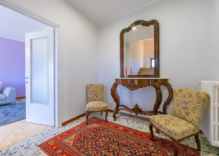 Giulietta Private Pool - Happy *