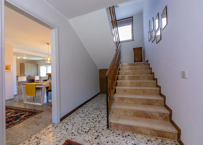 Giulietta Private Pool - Happy *