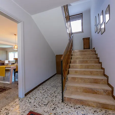 Giulietta Private Pool - Happy *